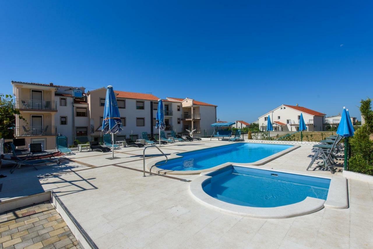 Apartments San Jozef Traù Esterno foto