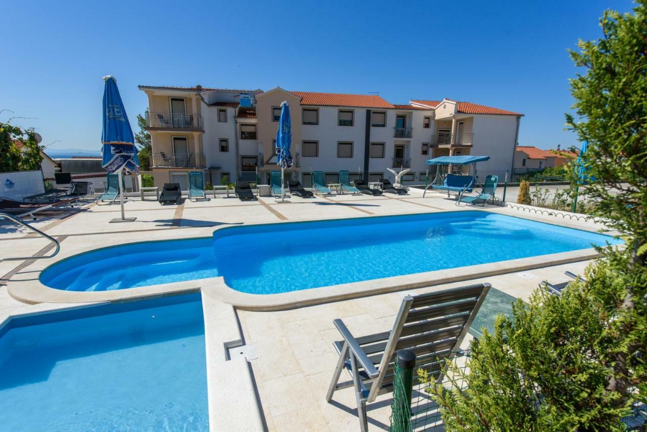 Apartments San Jozef Traù Esterno foto